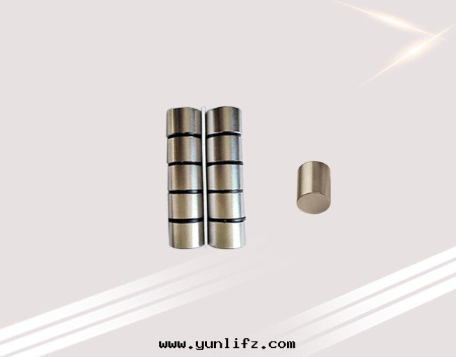 钕铁(tiě)硼磁铁(tiě).jpg