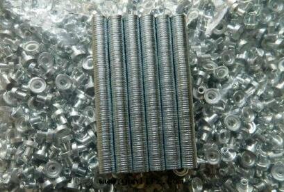 led磁吸燈(dēng)的(de)強(qiáng)力磁铁(tiě)的(de)特(tè)點(diǎn)