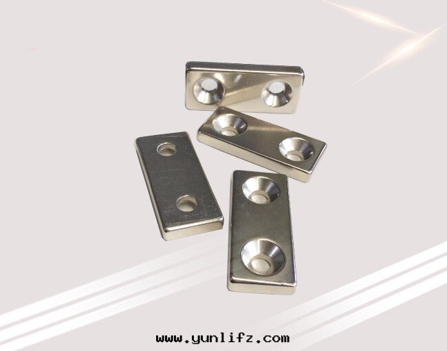 沉头(tóu)孔磁铁一(yī)般有(yǒu)那(nà)些(xiē)