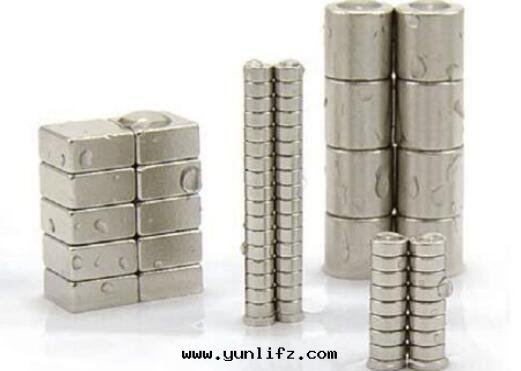 影響磁铁(tiě)磁力的(de)因素有(yǒu)哪些(xiē)?