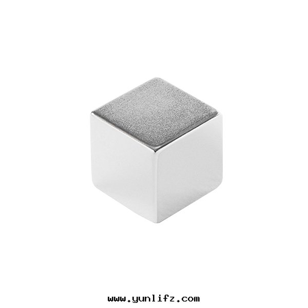 質(zhì)量(liàng)好(hǎo)的(de)強(qiáng)力磁铁(tiě)有(yǒu)哪些(xiē)特(tè)點(diǎn)，可(kě)以(yǐ)從哪些(xiē)方(fāng)面(miàn)去判斷