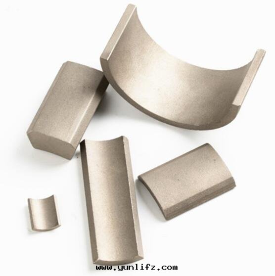 瓦(wǎ)形磁铁的(de)加工方(fāng)式