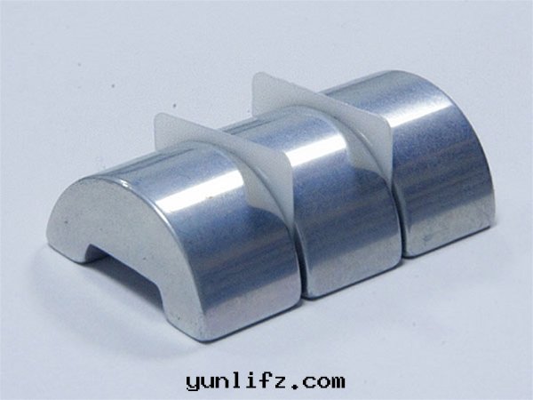 圆(yuán)弧形磁铁(tiě)                                