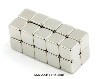 正(zhèng)方(fāng)形磁铁                                