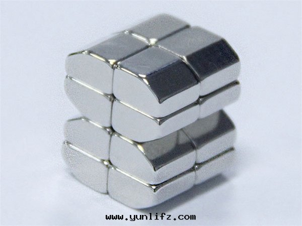 磁铁(tiě)廠(chǎng)家