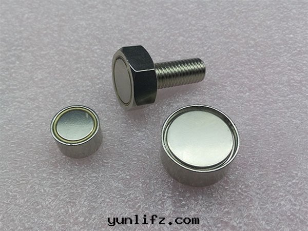 五(wǔ)金(jīn)配螺丝(sī)磁铁(tiě)                                