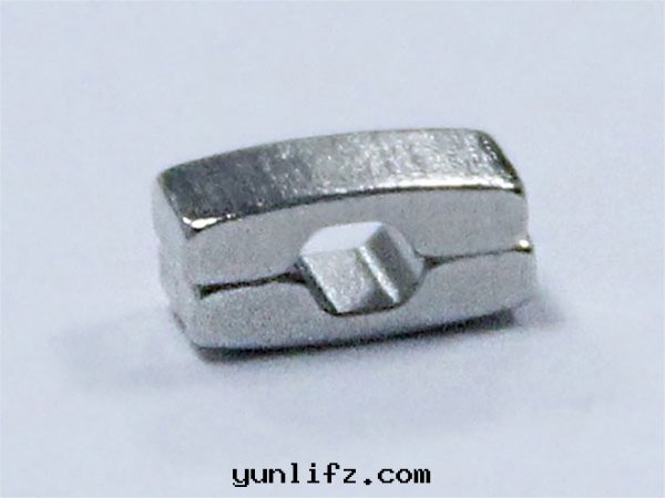 圆(yuán)弧异(yì)形磁铁(tiě)定(dìng)制                                