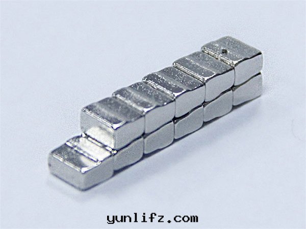 异(yì)形強(qiáng)力磁铁(tiě)訂做                                