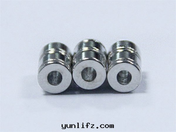 圆(yuán)柱(zhù)形穿孔強(qiáng)磁                                